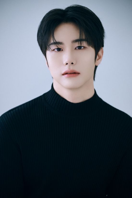 빅톤 출신 강승식 솔로 아티스트로 새 출발…MUMW 엔터와 전속계약