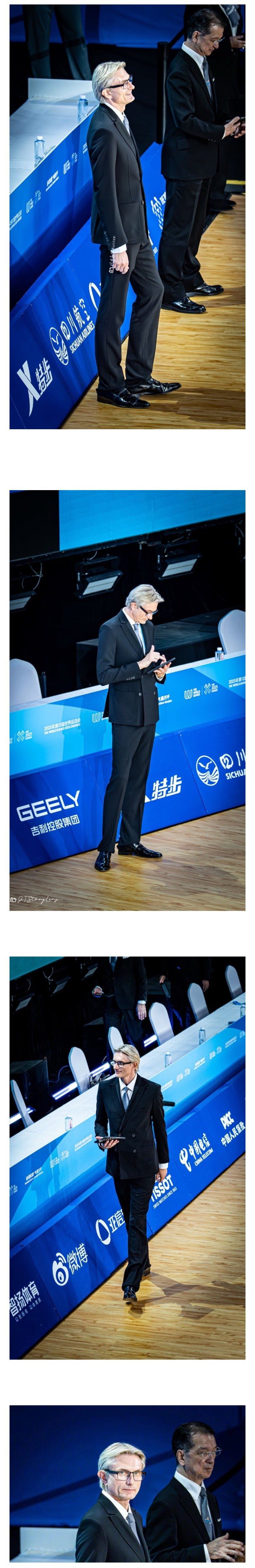 굉장한 외모로 해외에서 화제라는 키큰 아저씨