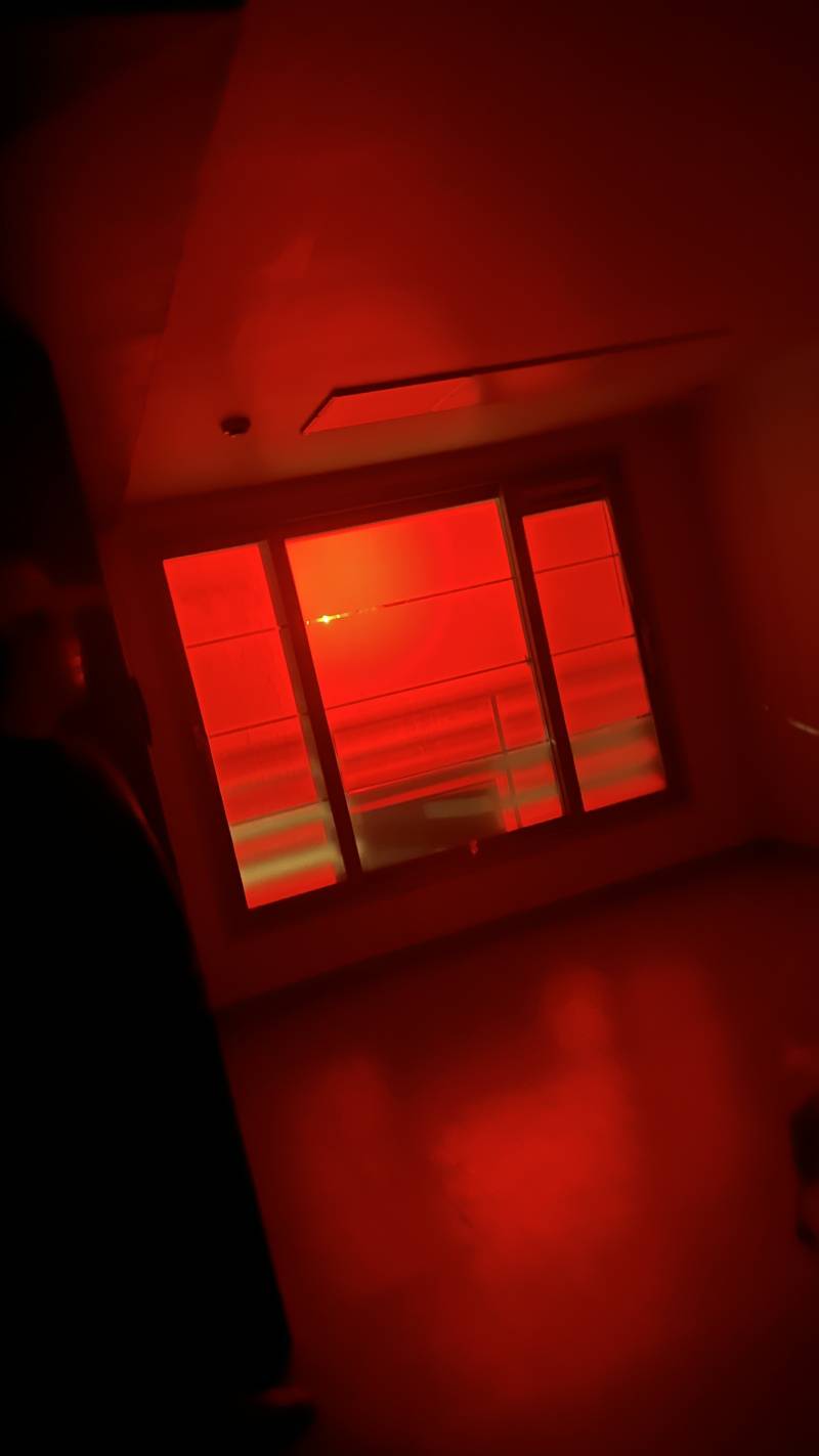 이사왔는데 밤에 말문이 막힌 순간.jpg