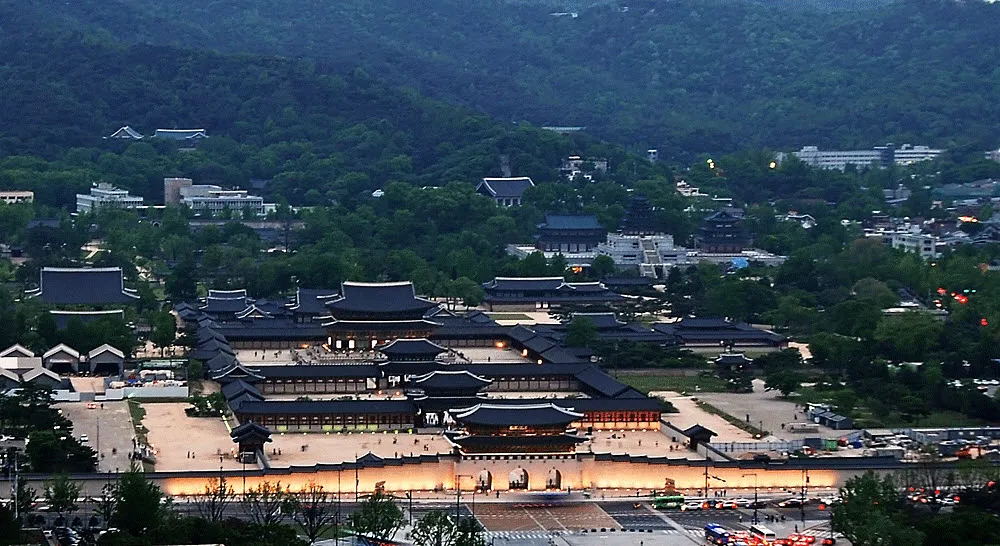 DC Inside 이미지 1