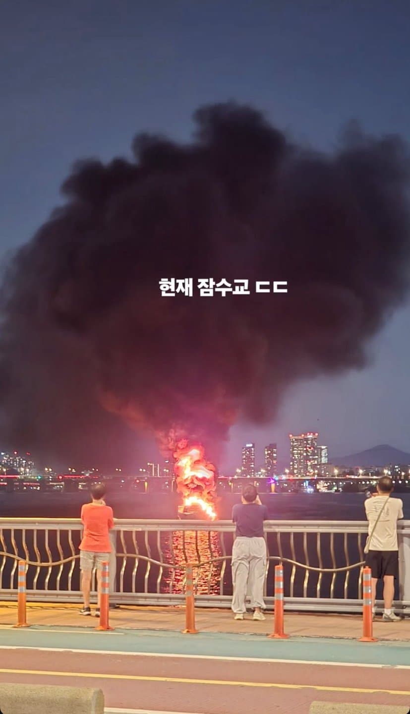 DC Inside 이미지 3