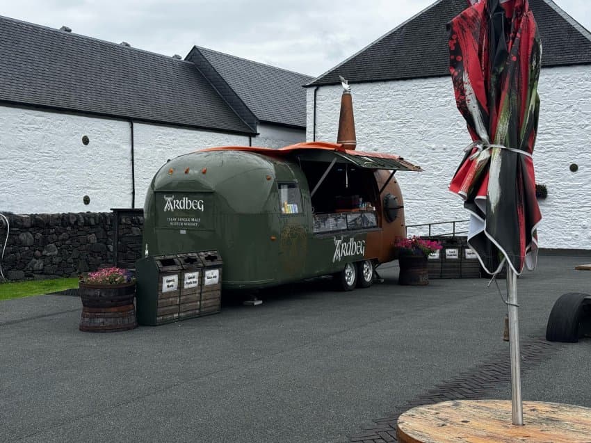 DC Inside 이미지 2