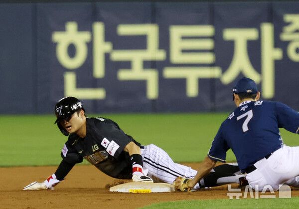 LG 박해민 개인 통산 450도루 달성…KBO 역대 5번째