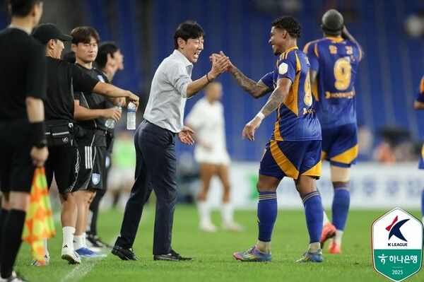 신태용 울산 사령탑 데뷔전서 승리…11경기 무승 탈출