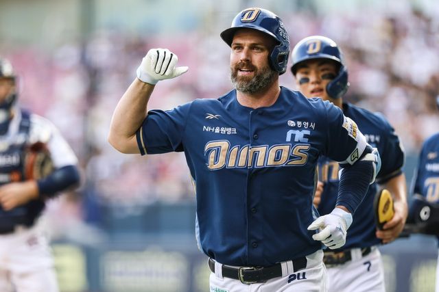 [SD 잠실 스타] ‘원샷원킬’ 결정적 3점포로 NC 3연승 이끈 데이비슨…전구단 상대 홈런까지 ‘겹경사’