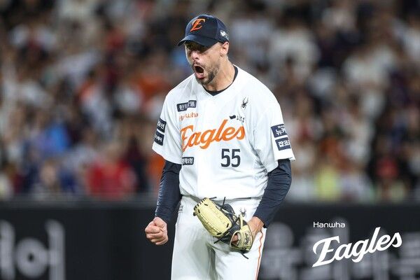 와이스 6이닝 1피안타 환상투 한화 롯데에 6-0 영봉승…1위 LG 한 게임 반 차 추격