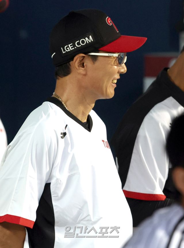 1위 자리 사수한 염경엽 LG 감독 박동원 결정적인 스리런 홈런 페이스 조금씩 올라올 것 [IS 승장]