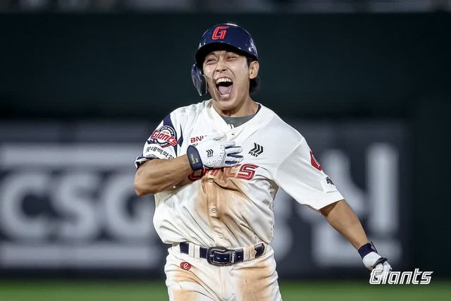 패패패패패패패패 롯데 마황 9회 홈런으로 9연패는 피했다…삼성과 연장 11회 8-8 무승부 [사직:스코어]