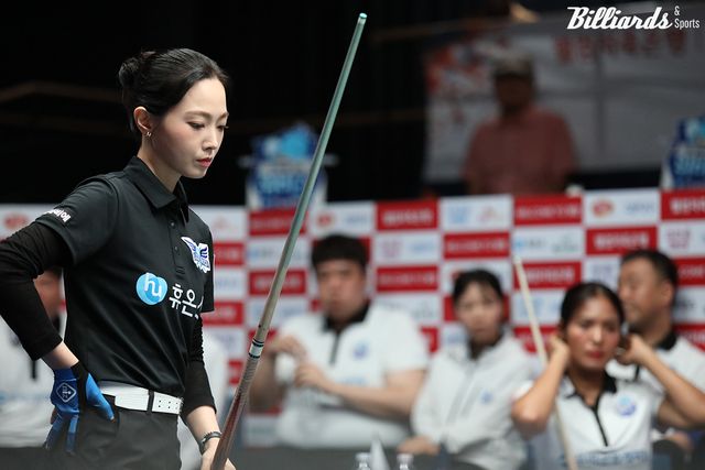 부활한 당구 여신 차유람 스롱 꺾고 4-2 승리 견인…휴온스 선두 탈환[PBA 팀리그 2R]
