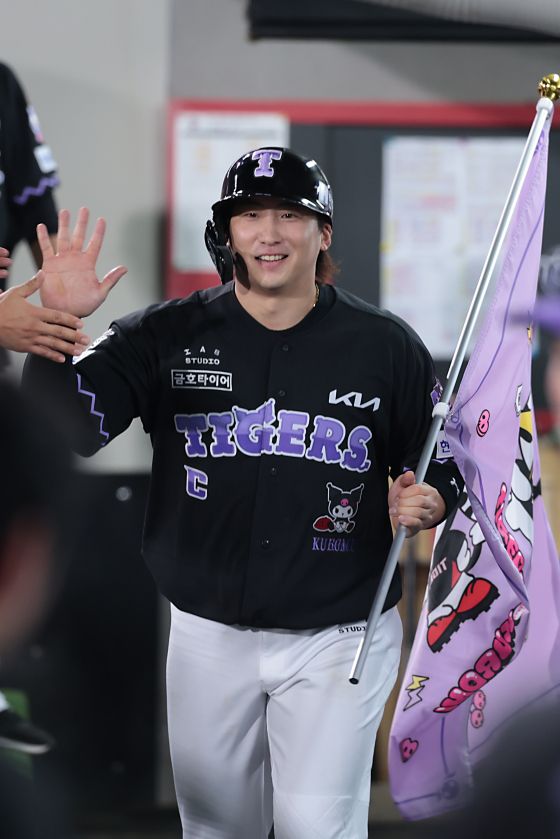 3연패로 움츠려있던 호랑이를 깨운 나성범의 결승 스리런 홈런 [IS 스타]